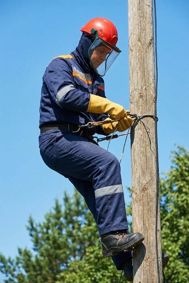 Костюм летний для защиты от электрической дуги СП02-Л 47,8 кал/см² Минпромторг т.синий - upload/resize_cache/iblock/29f/5x90xb6onl0d6y2zdh99em0ok25gidu8/640_1002_1821712164bebe8964a3cb4f91f48bb72/4