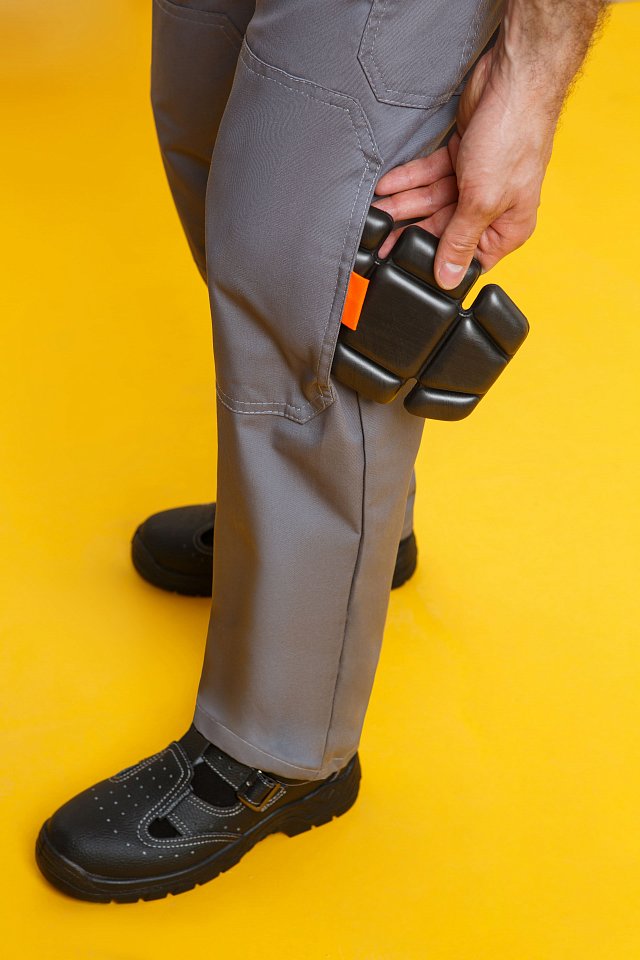 Брюки рабочие "Профессионал" темно-серые со светло-серым - upload/resize_cache/iblock/7e1/640_1002_1821712164bebe8964a3cb4f91f48bb72/bryuki_professional_t_seryi_sv_seryi_spez_7.07_25