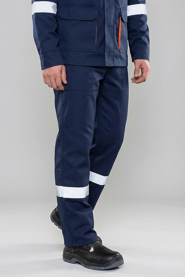 Сапоги кожаные для защиты от термических рисков электрической дуги СпецпошивТермо САП.001 черные - upload/resize_cache/iblock/84f/xjpwe71oku1k3wolm9kxfcvdwdrpzewb/640_1002_1821712164bebe8964a3cb4f91f48bb72/4