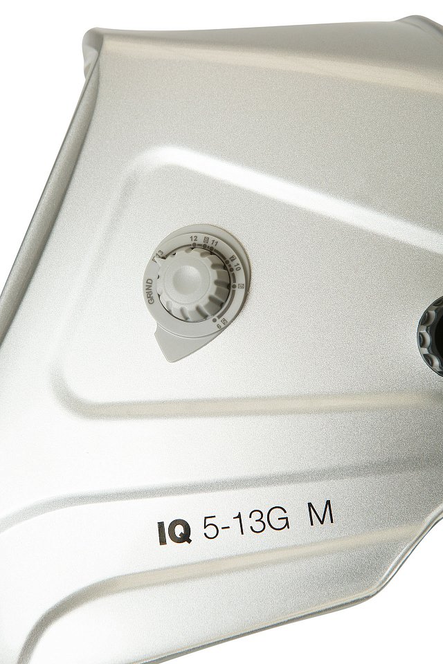 Маска сварщика хамелеон ФУБАГ (FUBAG) IQ 5-13G M серая - upload/resize_cache/iblock/a61/062jcdjw2ot8inlydaw3dgszutz11s61/640_1002_1821712164bebe8964a3cb4f91f48bb72/Specodejda_10_07_2454305_1280x1920