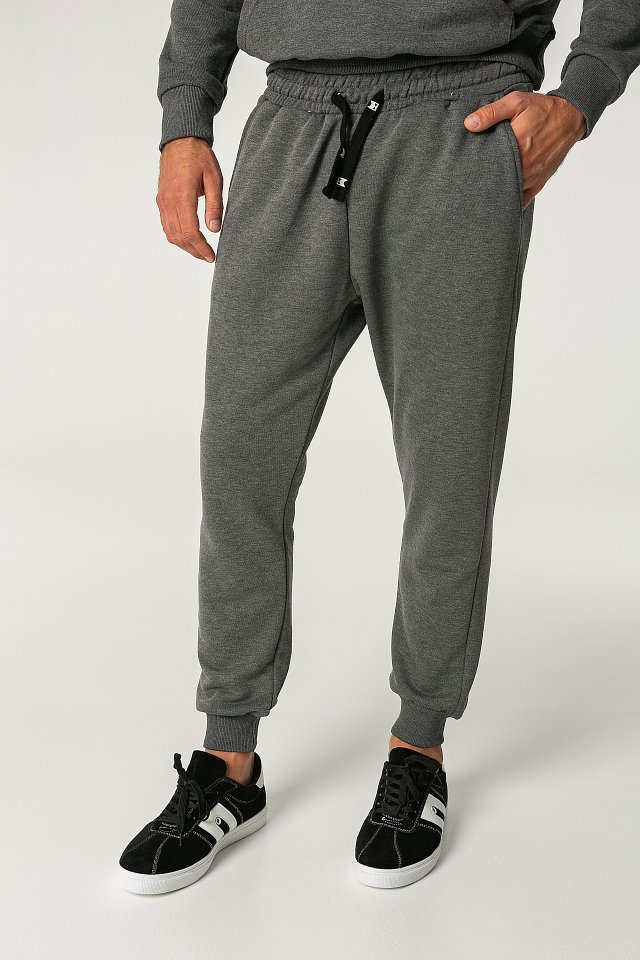 Брюки спортивные (футер 3-х нитка петля) серые - upload/resize_cache/iblock/bd3/70t2nxa5tyylharjr6v72erwzgkr3ad3/640_1002_1821712164bebe8964a3cb4f91f48bb72/2